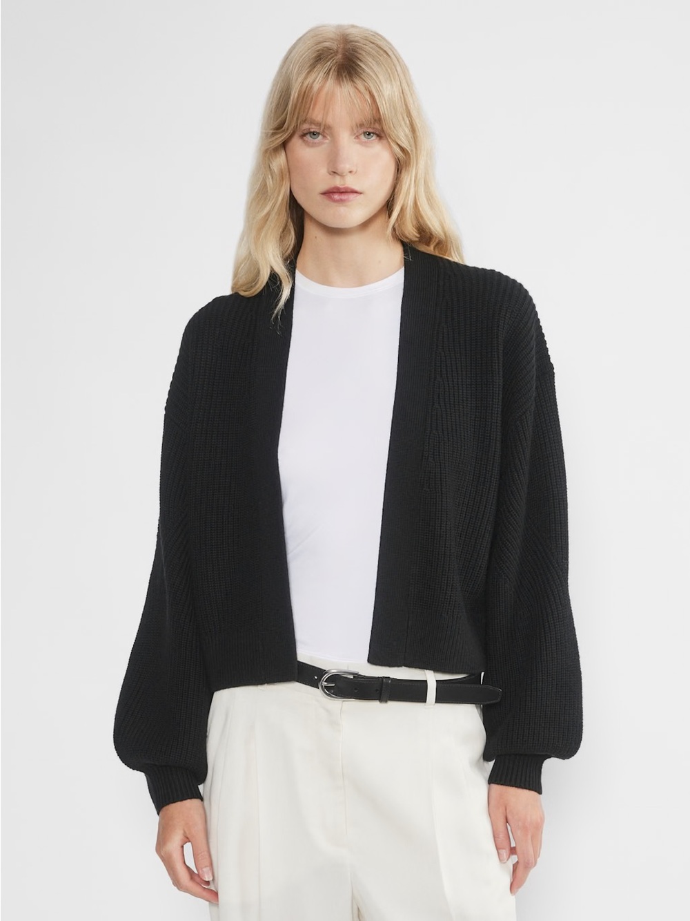 NWT - Aritzia Wilfred Unwind Merino Wool Waist Cardigan - Black - Medium